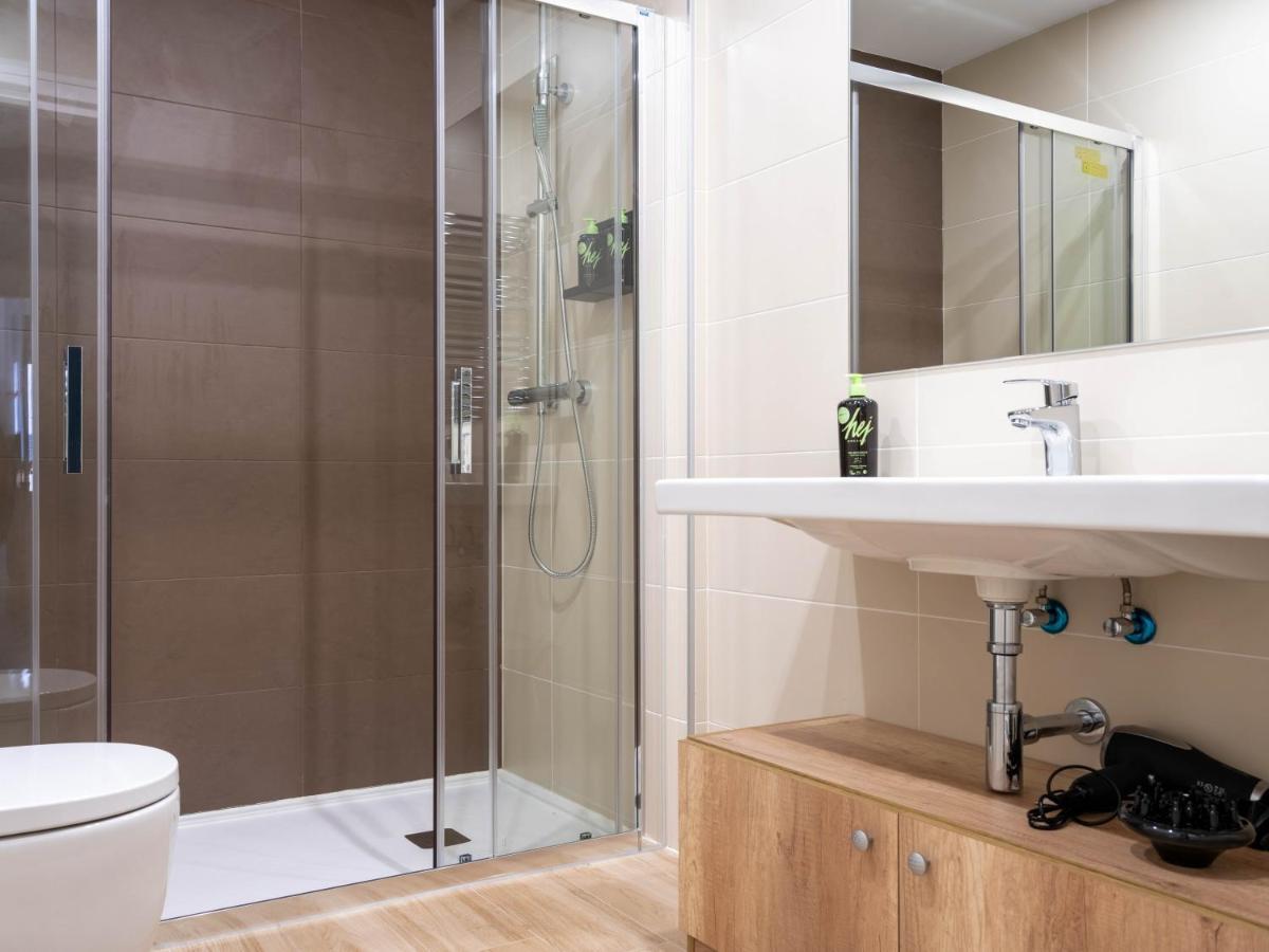 Limehome Barcelona Carrer De Besalu 90 - Estancia Temporal Экстерьер фото